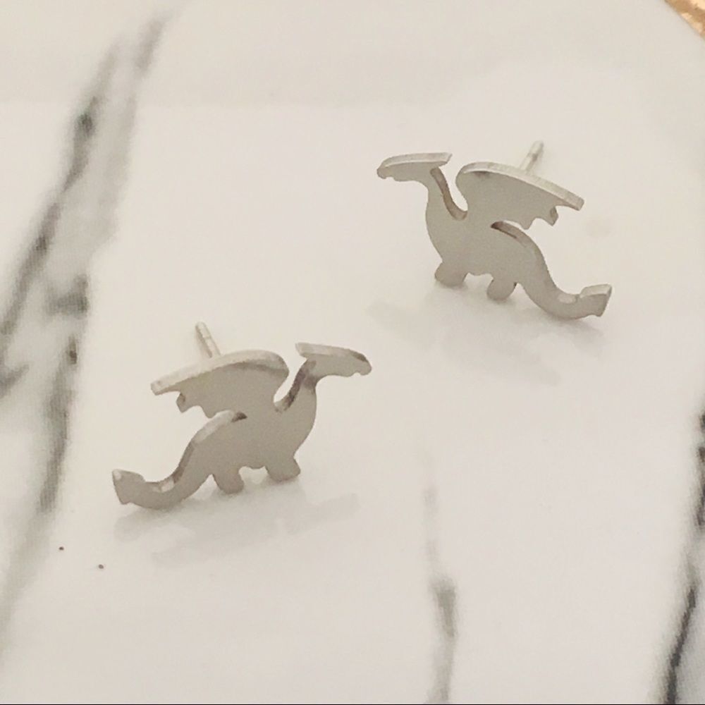 Dainty Dragon Gold Tone or Silver Tone Earrings NWT - Picture 6 of 9